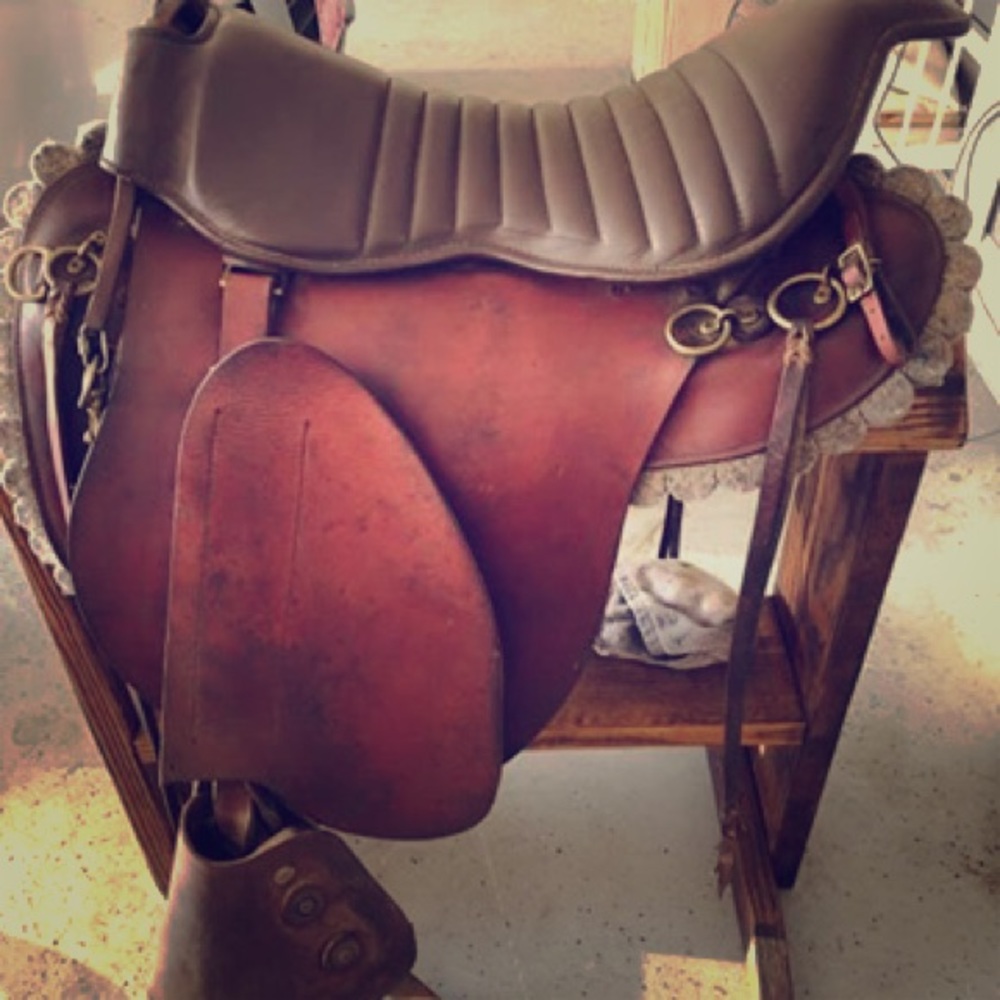 M&W plantation eastern saddle